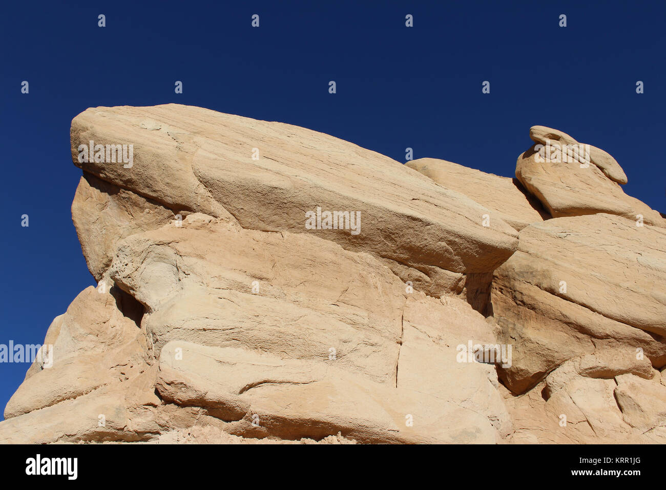 Un prominente roccia arenaria formazione a Capitol Reef National Park nello Utah. Foto Stock