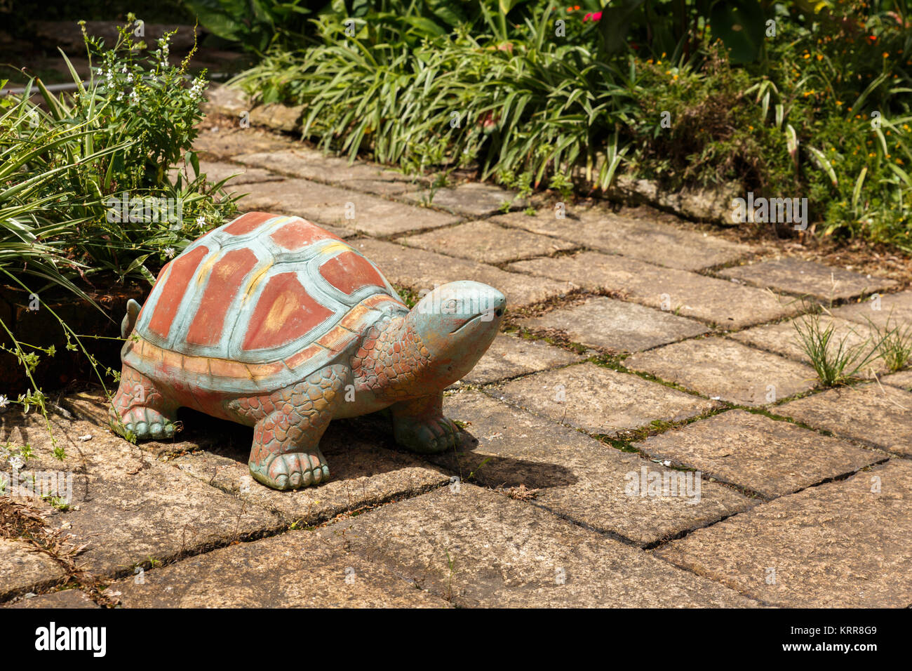 Statua di tartaruga nel parco. Foto Stock