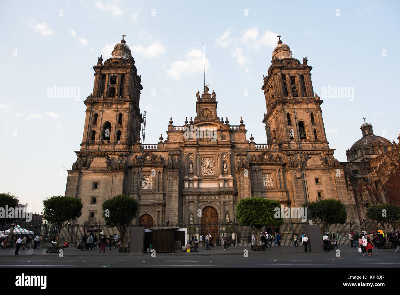 Cattedrale Metrolitan sull'estremità nord dello Zocalo nel Centro Historico distretto di Città del Messico. Foto Stock