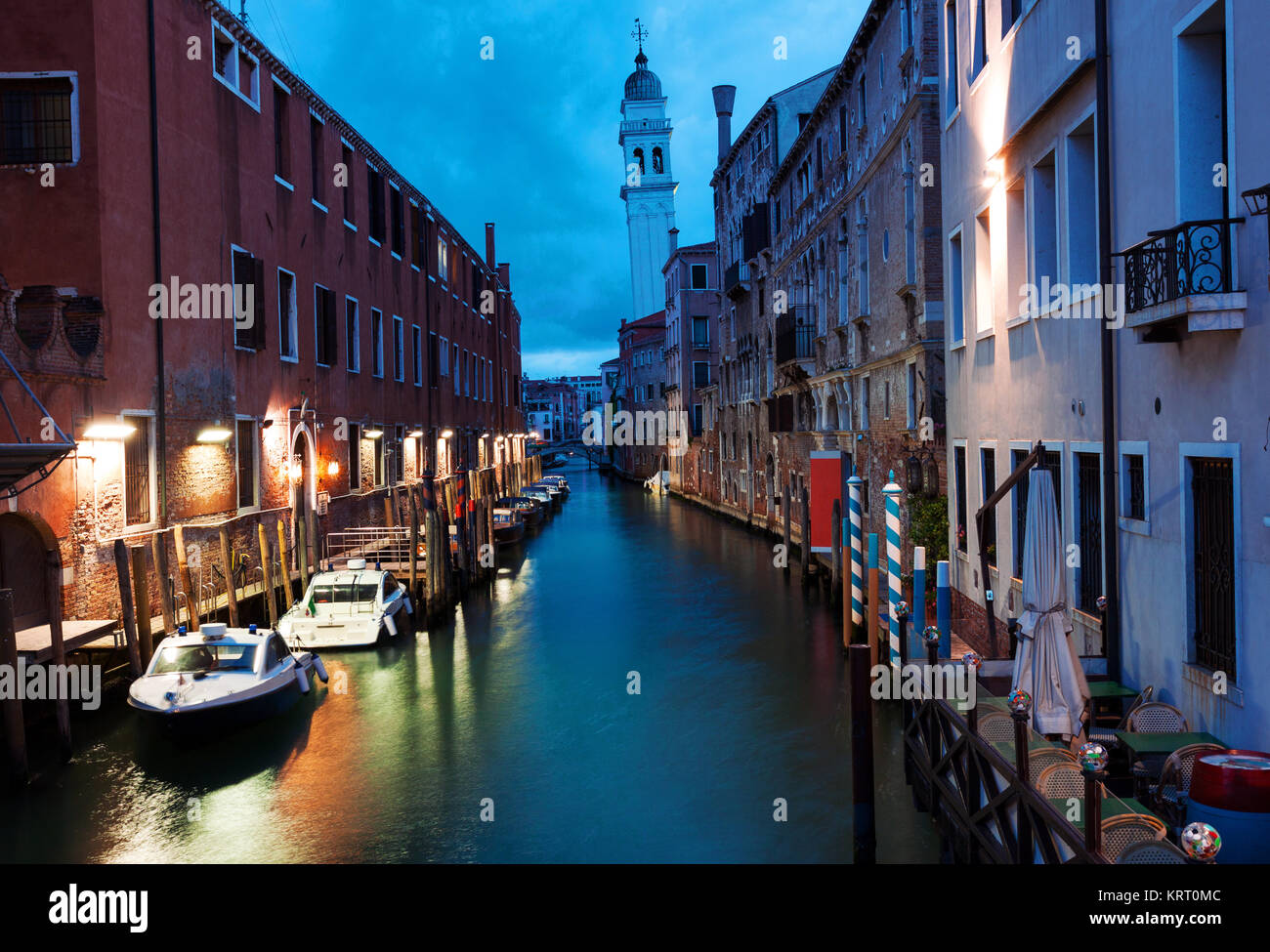 Venezia canal nelle prime ore del mattino Foto Stock