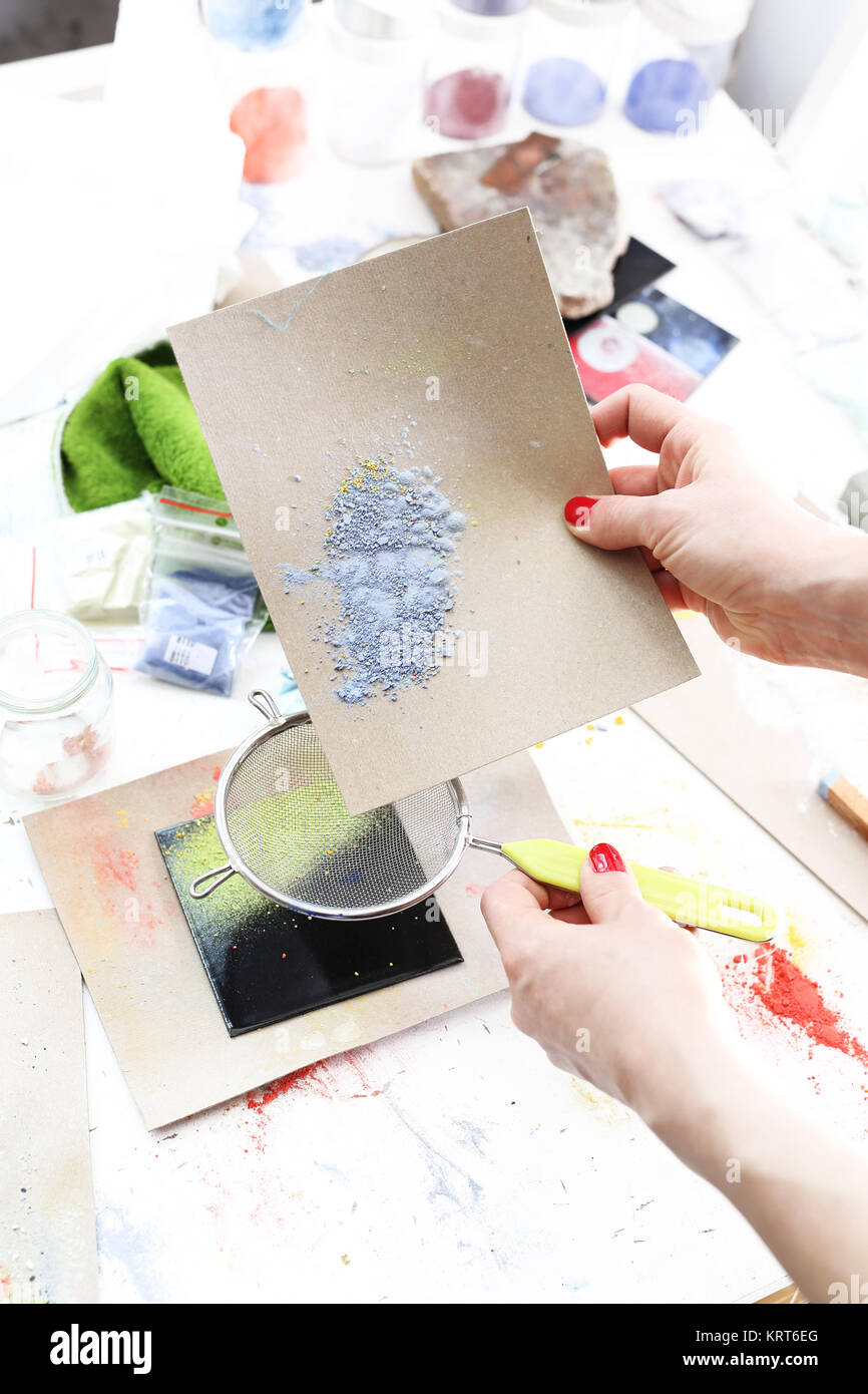 Workshop artistico,pigmenti per vernici Foto Stock