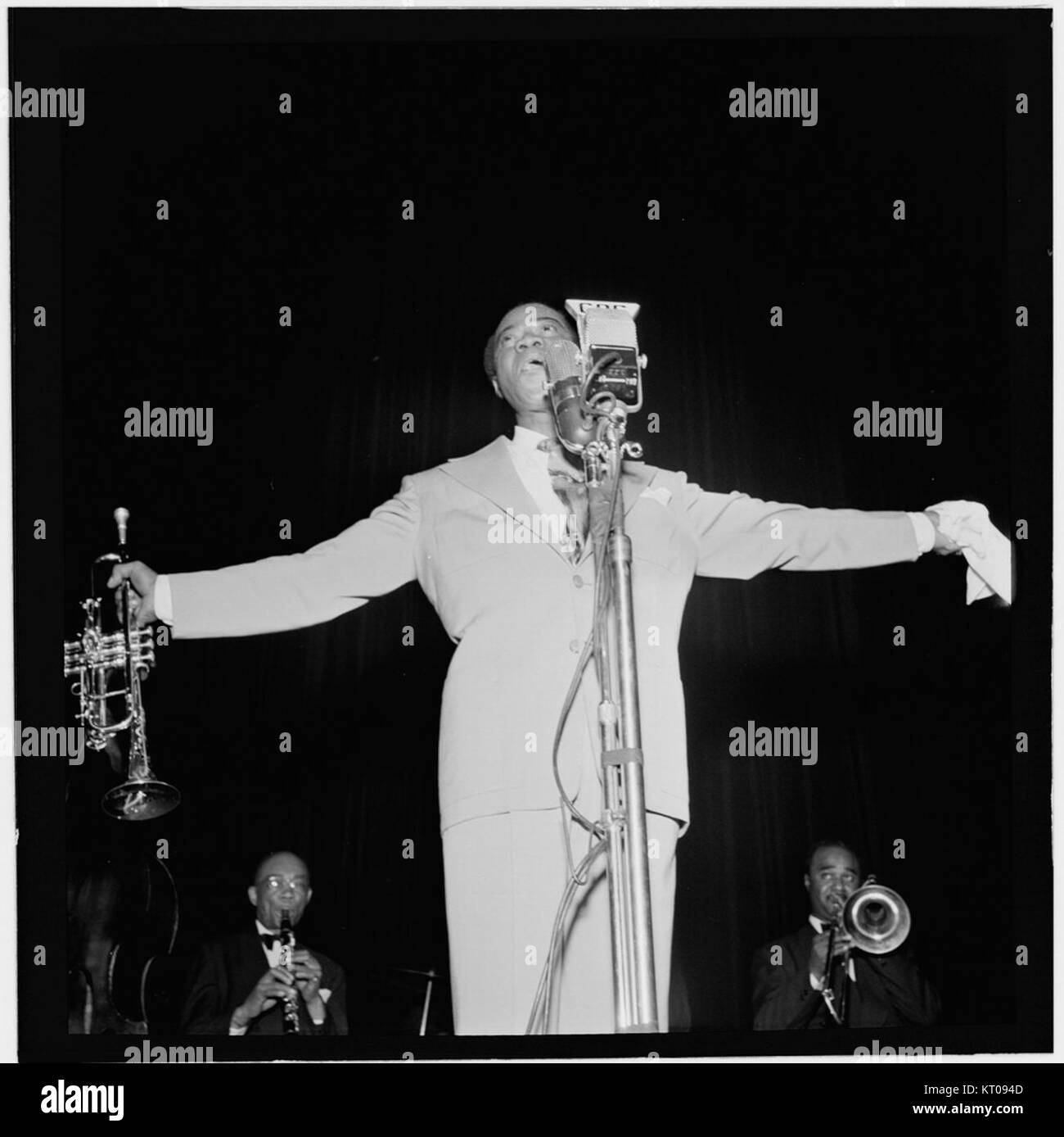 (Ritratto di Louis Armstrong, Carnegie Hall di New York, N.Y., ca. Feb. 1947) (4888654822) Foto Stock