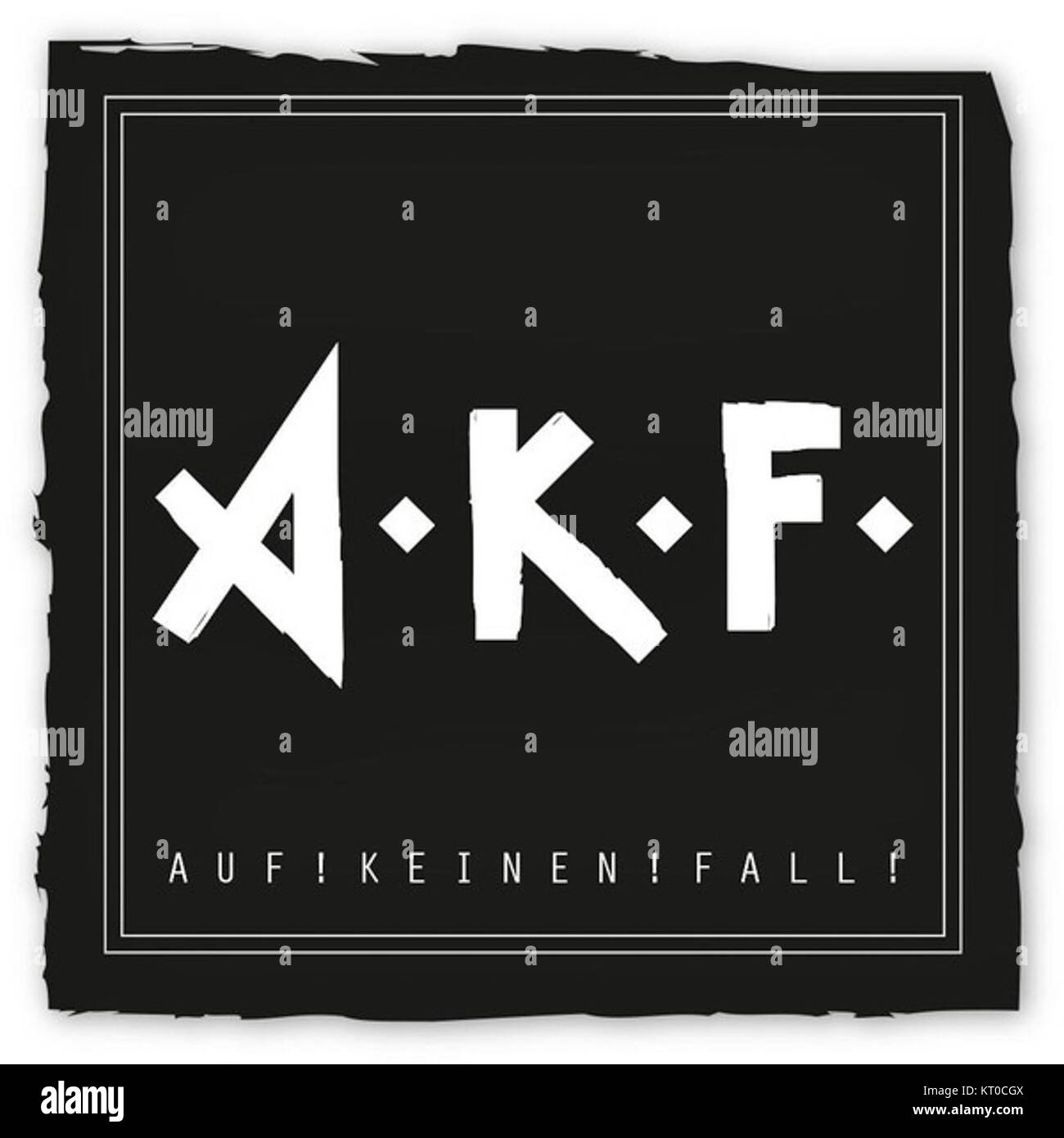 Auf keinen fall, che si traduce in "in nessun caso", potrebbe riferirsi a varie opere, come film o contesti culturali, in cui esprime una posizione ferma o un divieto, a seconda del mezzo o del contesto in cui appare. Foto Stock