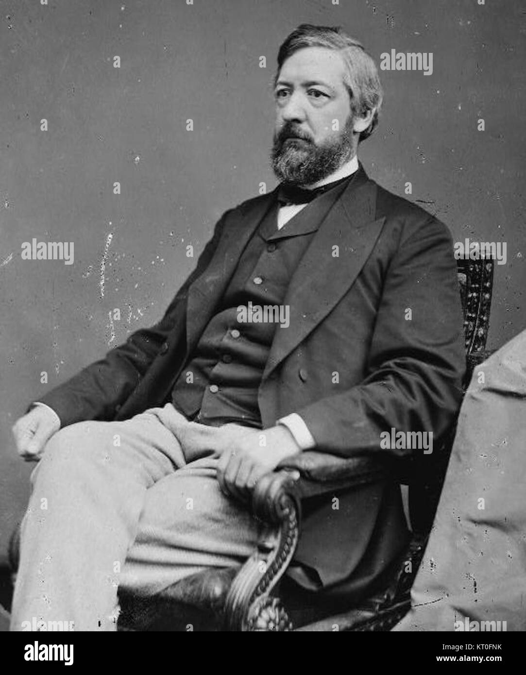 James G. Blaine è stato un politico statunitense di spicco nel XIX secolo, in qualità di deputato, senatore e segretario di stato. Ha svolto un ruolo chiave nel plasmare la politica estera e la politica americana durante il suo periodo, noto per la sua influenza sia negli affari interni che internazionali. Foto Stock