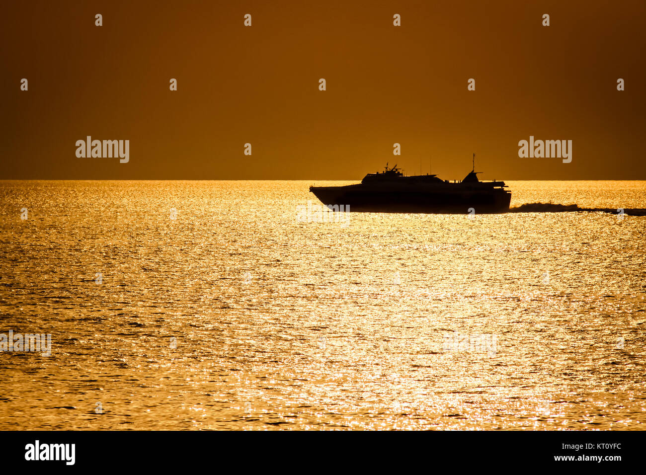 Tramonto sul mare all'isola d'Elba italiano Foto Stock