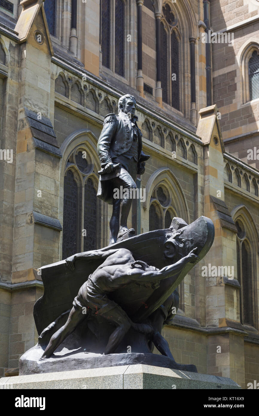 Statua del capitano Flinders Matthew R.N. in Melbourne, Victoria, Australia. Matthew Flinders, 1774 - 1814, Inglese navigatore e cartografo. Leader Foto Stock