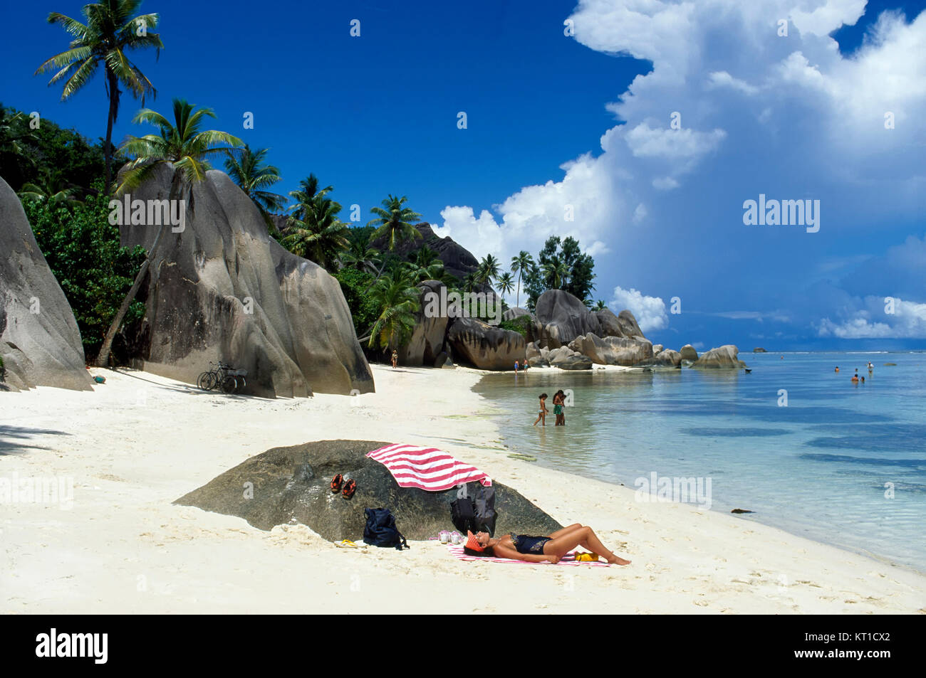 Rocce presso la spiaggia di Anse Source d'Argent, La Digue Island, Seicelle Foto Stock