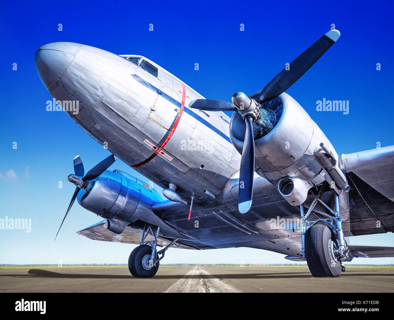 aereo storico su una pista Foto Stock