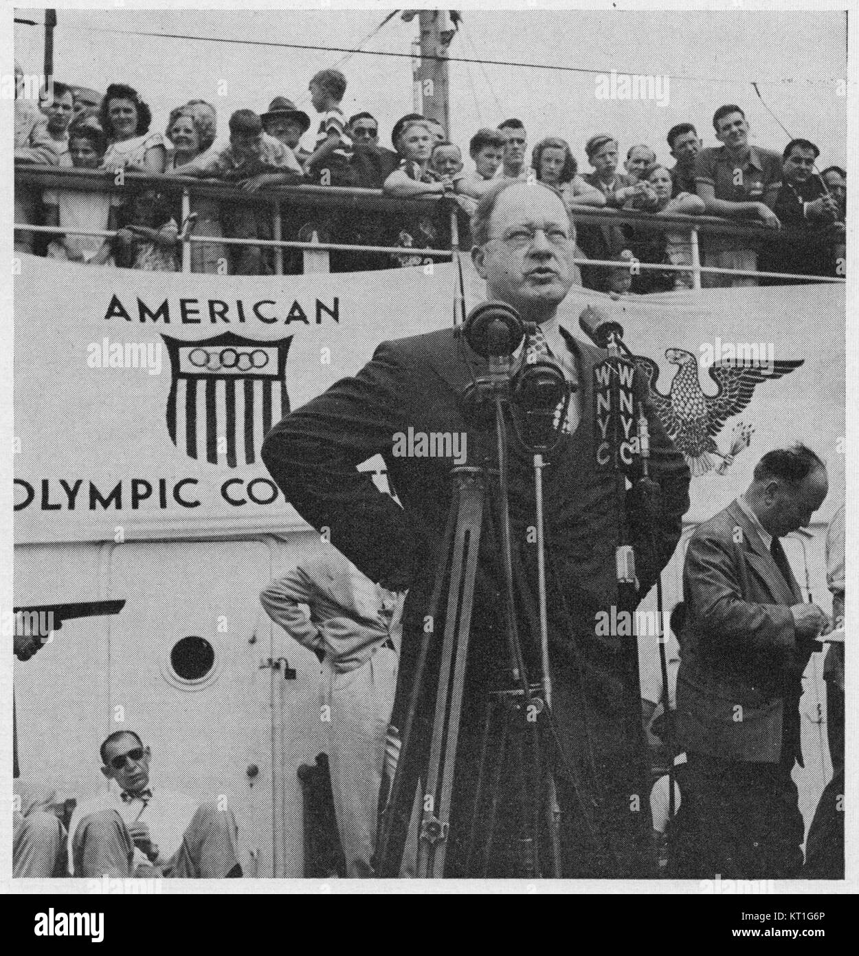 Una fotografia o un riferimento a un evento o persona di nome Brundage nel 1948, che potrebbe documentare un momento importante di quel periodo. Foto Stock