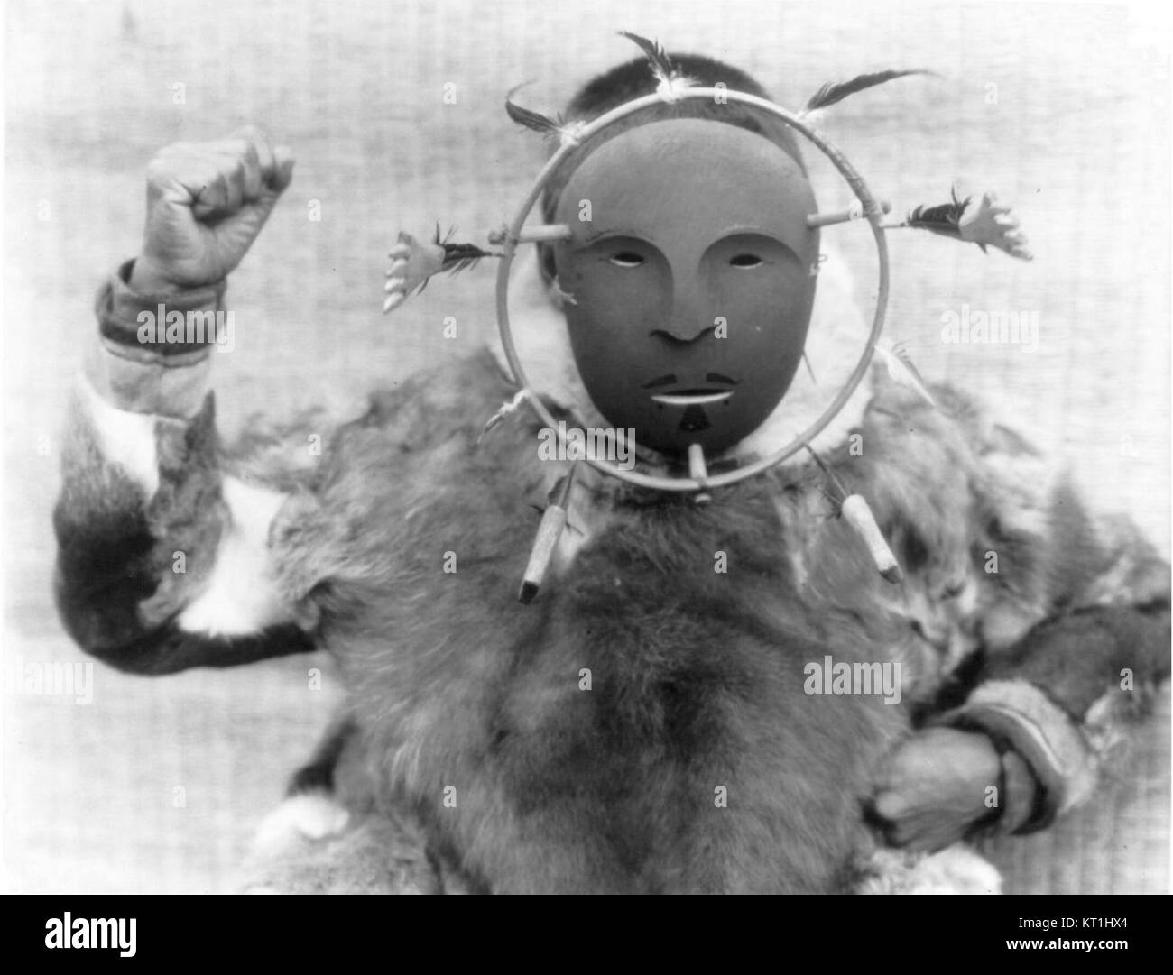 Maschera cerimoniale indossatore Nunivak Curtis LOC Foto Stock