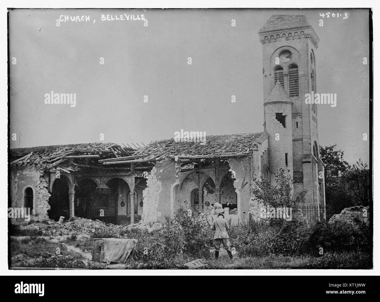 Questo si riferisce a una chiesa di Belleville, nota per le sue caratteristiche architettoniche o il suo significato culturale. Il numero di riferimento indica la sua classificazione in un registro o in un database storico. Foto Stock