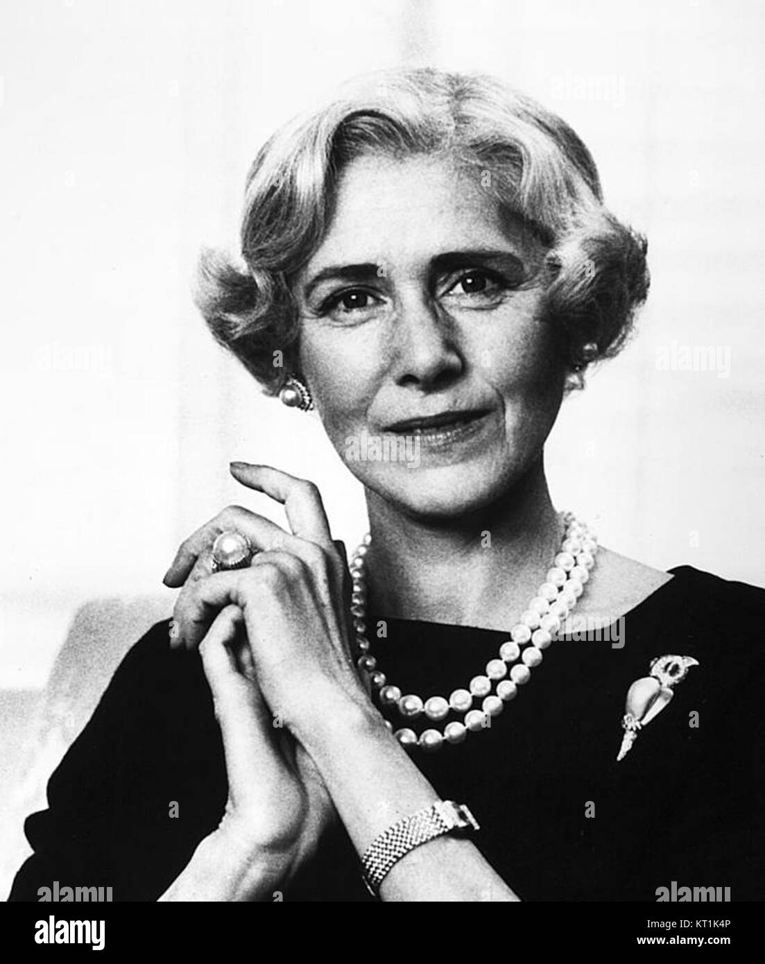 Clare Boothe fu un influente scrittore, diplomatico e politico americano. È nota soprattutto per il suo lavoro come drammaturgo e per il suo ruolo nel plasmare la politica estera degli Stati Uniti durante il XX secolo. Foto Stock