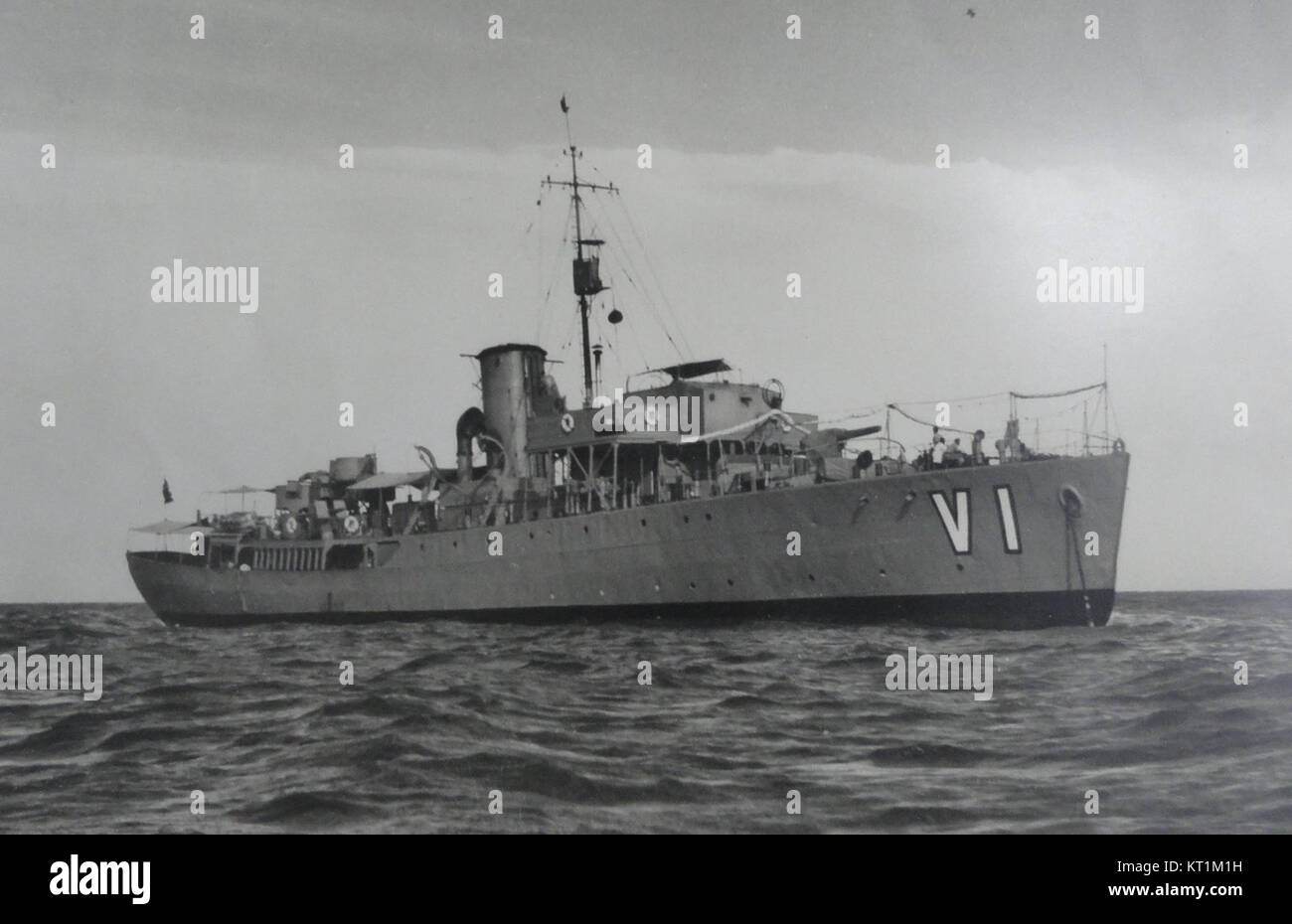Corbeta FNV Victoria si riferisce a una nave navale, probabilmente una corvetta, parte di una flotta di una specifica marina. Questa nave svolge un ruolo significativo nelle operazioni militari o di difesa, con particolare attenzione alla sicurezza marittima. Foto Stock