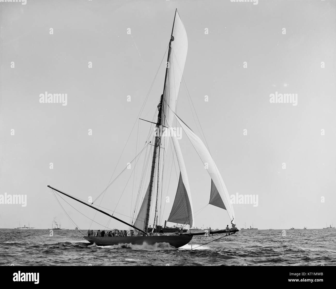 La Cutter Shamrock i-7 era una nave della Guardia Costiera degli Stati Uniti nota per le sue operazioni all'inizio del XX secolo, che forniva sicurezza marittima e missioni di ricerca e salvataggio. Foto Stock