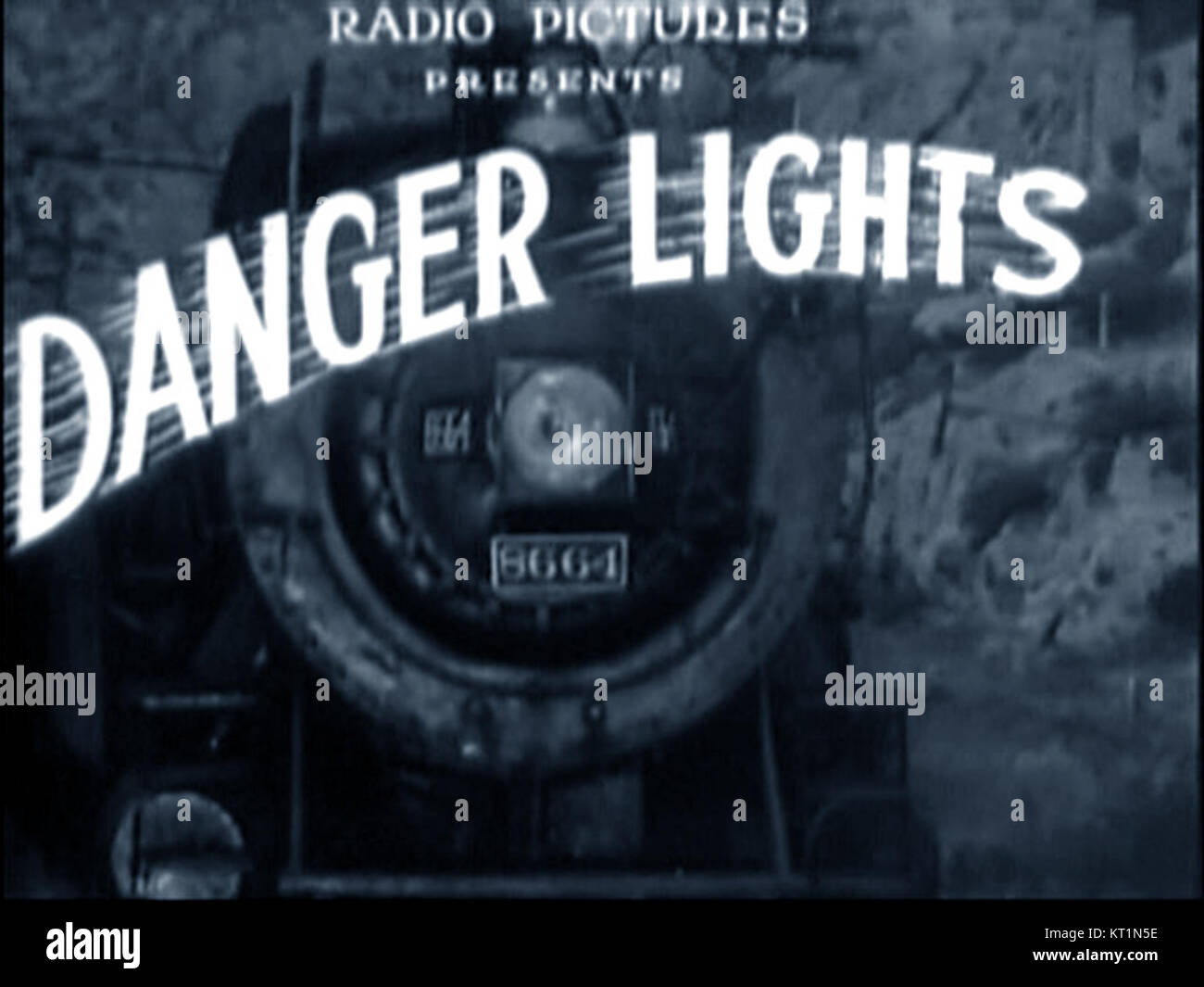 Dangerlights è un film del 1931 diretto da Edward F. Cline. Si tratta di un dramma criminale incentrato sulla vita pericolosa dei lavoratori delle ferrovie. Foto Stock