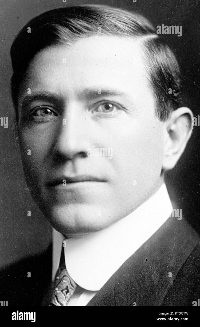 Frederick ABritten si riferisce a Frederick A. Britten, una figura notevole i cui contributi sono significativi nel suo campo, probabilmente legati alle arti, alla musica o ad altre attività culturali. Foto Stock