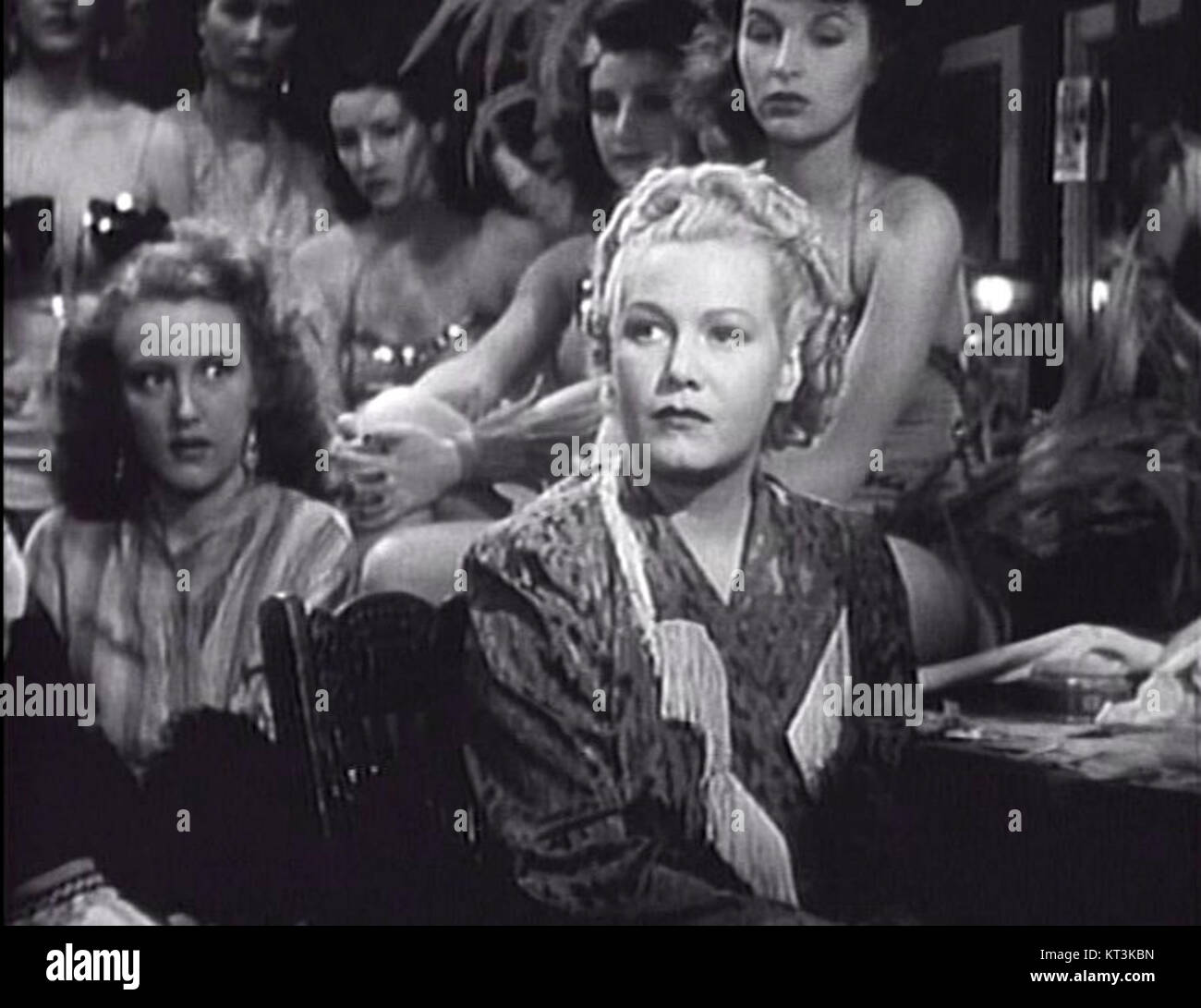 Un'immagine promozionale di Gloria Dickson, nota per il suo ruolo nel film "Lady of Burlesque", un classico film degli anni '1940. Foto Stock