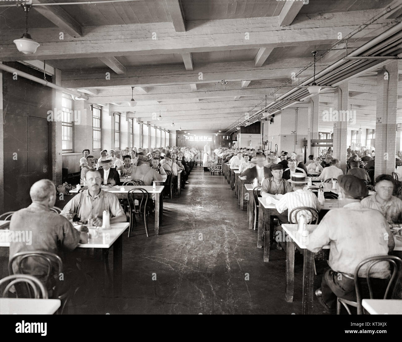 Il Government Printing Office di Washington, D.C. ospita un ristorante all'interno dell'hotel, che offre uno spazio per i dipendenti e i visitatori per cenare. Questo sito fa parte degli edifici governativi storici che hanno svolto un ruolo nella produzione di documenti e materiali ufficiali. Foto Stock