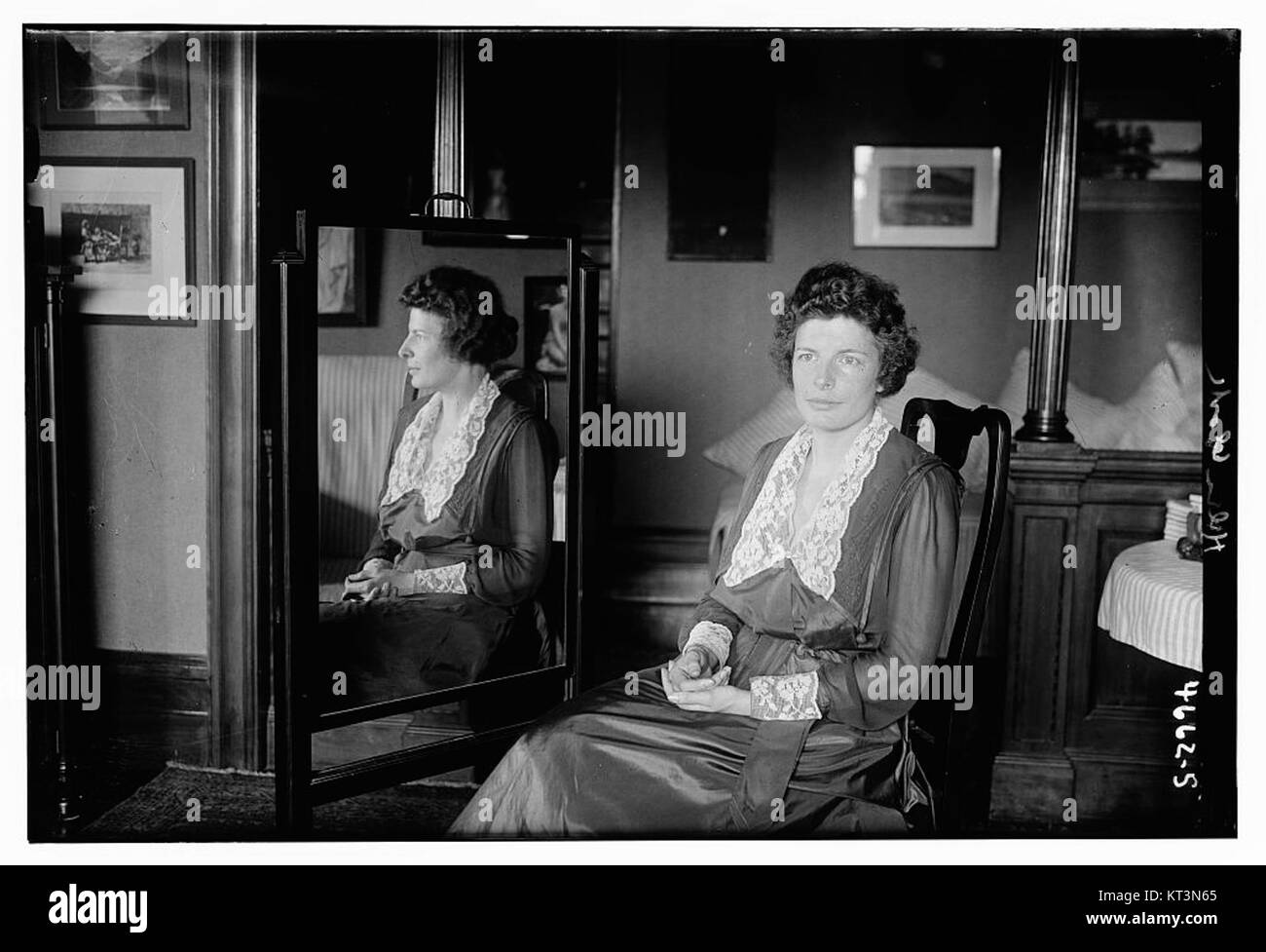 Helen Clark è un importante politico neozelandese ed ex primo ministro. Ha dato un contributo significativo alla governance e allo sviluppo globali, nota per la sua leadership nelle organizzazioni internazionali. Il numero (27855461444) si riferisce probabilmente a un identificatore digitale o di archivio relativo a un'immagine di lei. Foto Stock