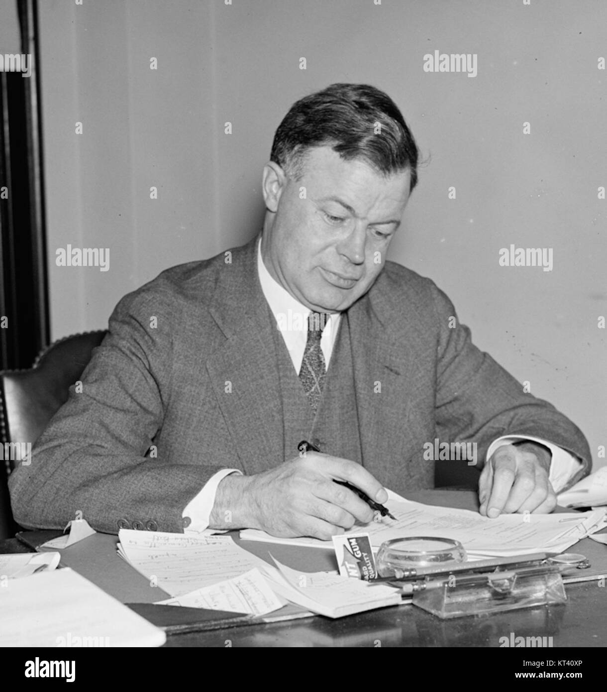 J. Warren Madden è stato una figura chiave nel National Labor Relations Board (NLRB). I suoi contributi contribuirono a plasmare il diritto del lavoro e a influenzare le relazioni industriali negli Stati Uniti. Foto Stock