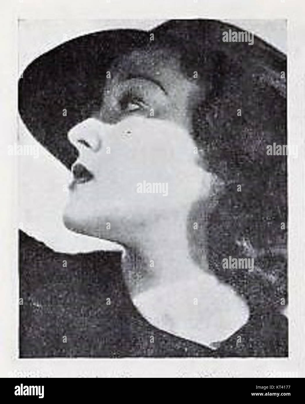 Kath Burke è coinvolto in un progetto cinematografico imminente. Nota per la sua versatile recitazione, porta la sua esperienza e abilità in questa nuova produzione, che ha suscitato interesse sia tra i fan che tra i critici. Il film mette in evidenza temi di dramma e sviluppo del personaggio, e il ruolo di Burke dovrebbe portare profondità e sfumature alla trama. Foto Stock