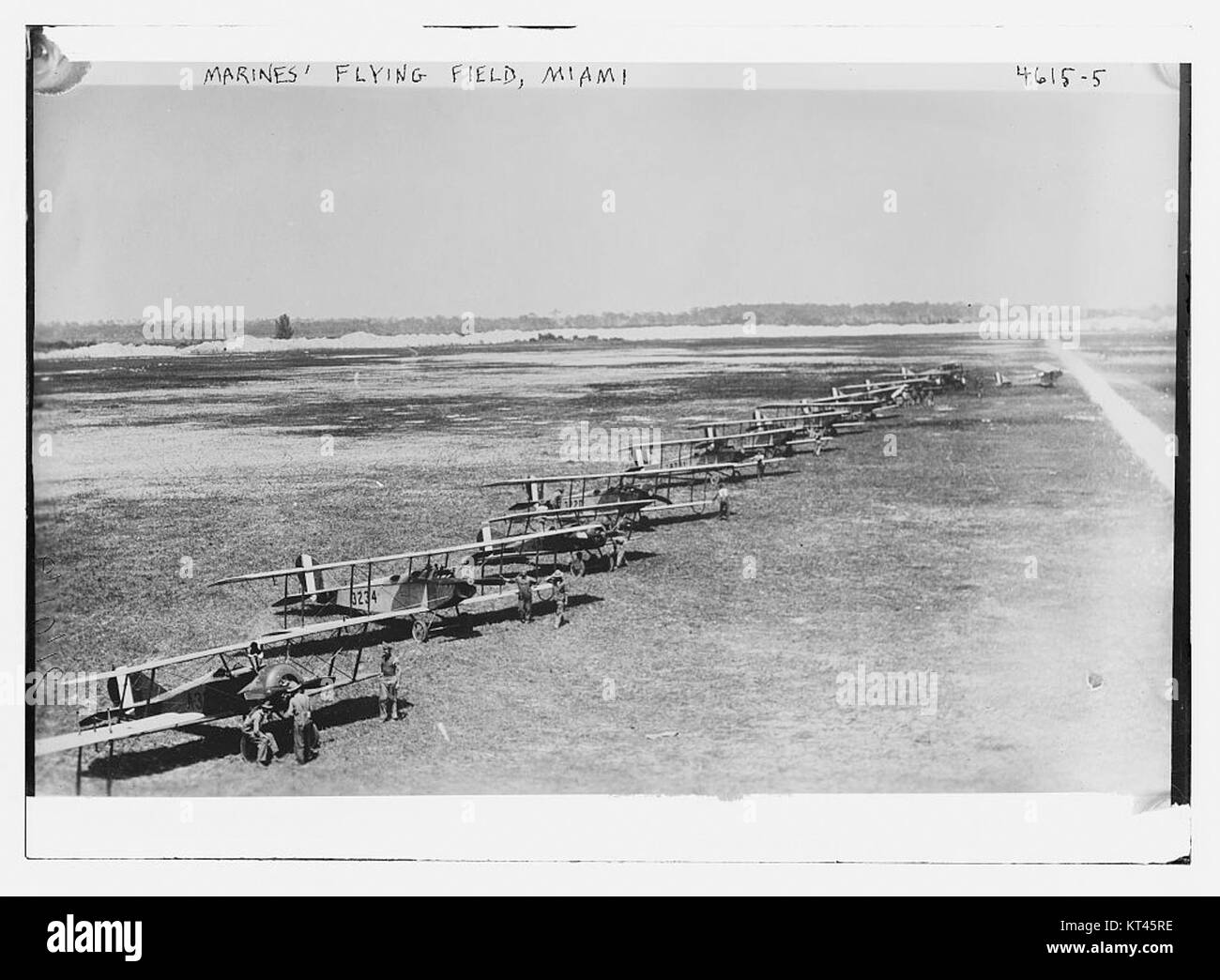 Il campo di volo dei Marines a Miami è un sito storico associato all'aviazione militare. Fu utilizzato per l'addestramento e le operazioni dai Marines statunitensi durante il XX secolo. Foto Stock