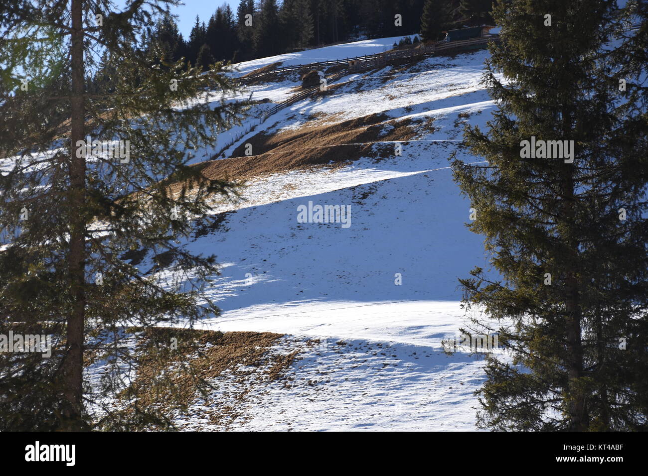 Tirolo orientale,winkeltal,villgrater montagne,l'inverno,neve, ghiaccio,hochalmspitze,valley Foto Stock