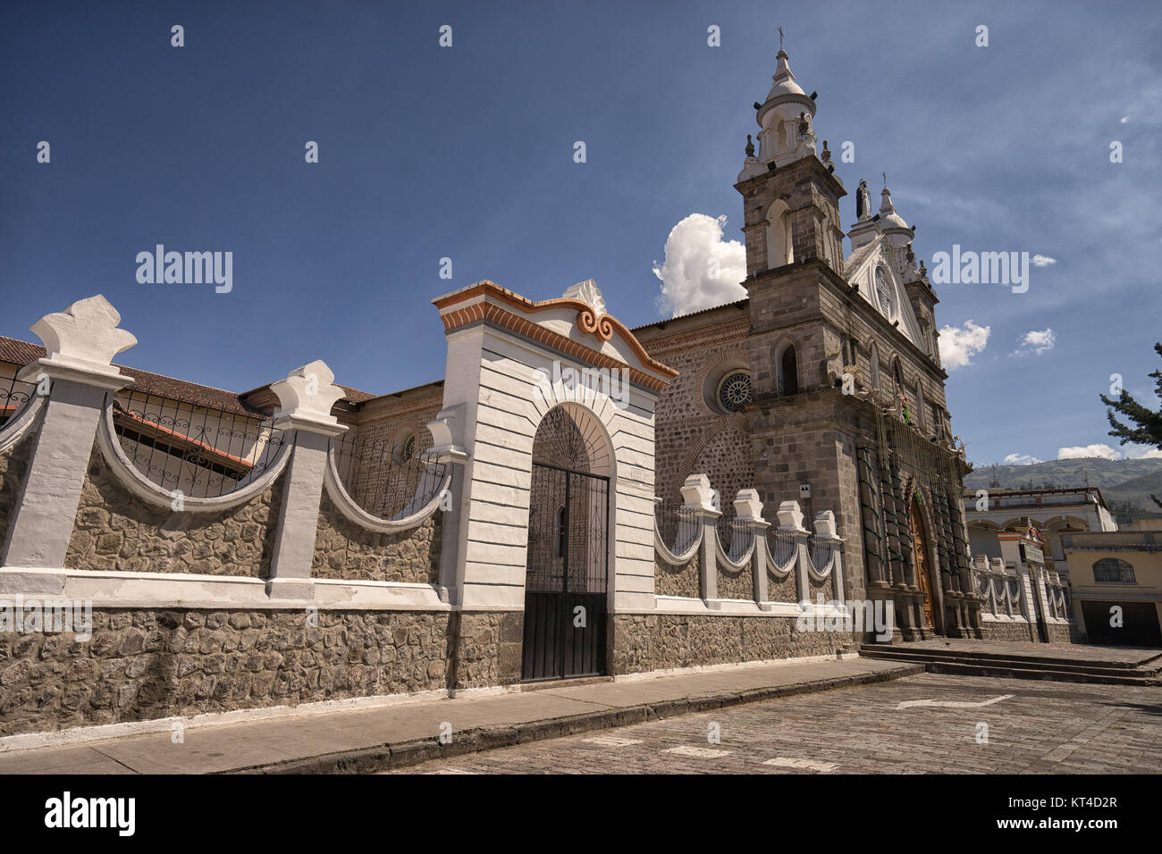 La chiesa di Santo Domingo in Ibarra centro storico Foto Stock
