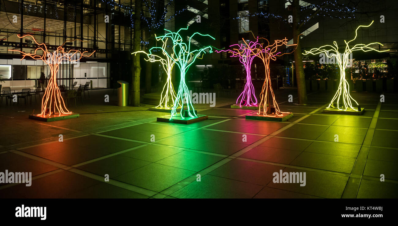 Lumen, tracce di luce serie da David Ogle, Broadgate Square, Londra Foto Stock