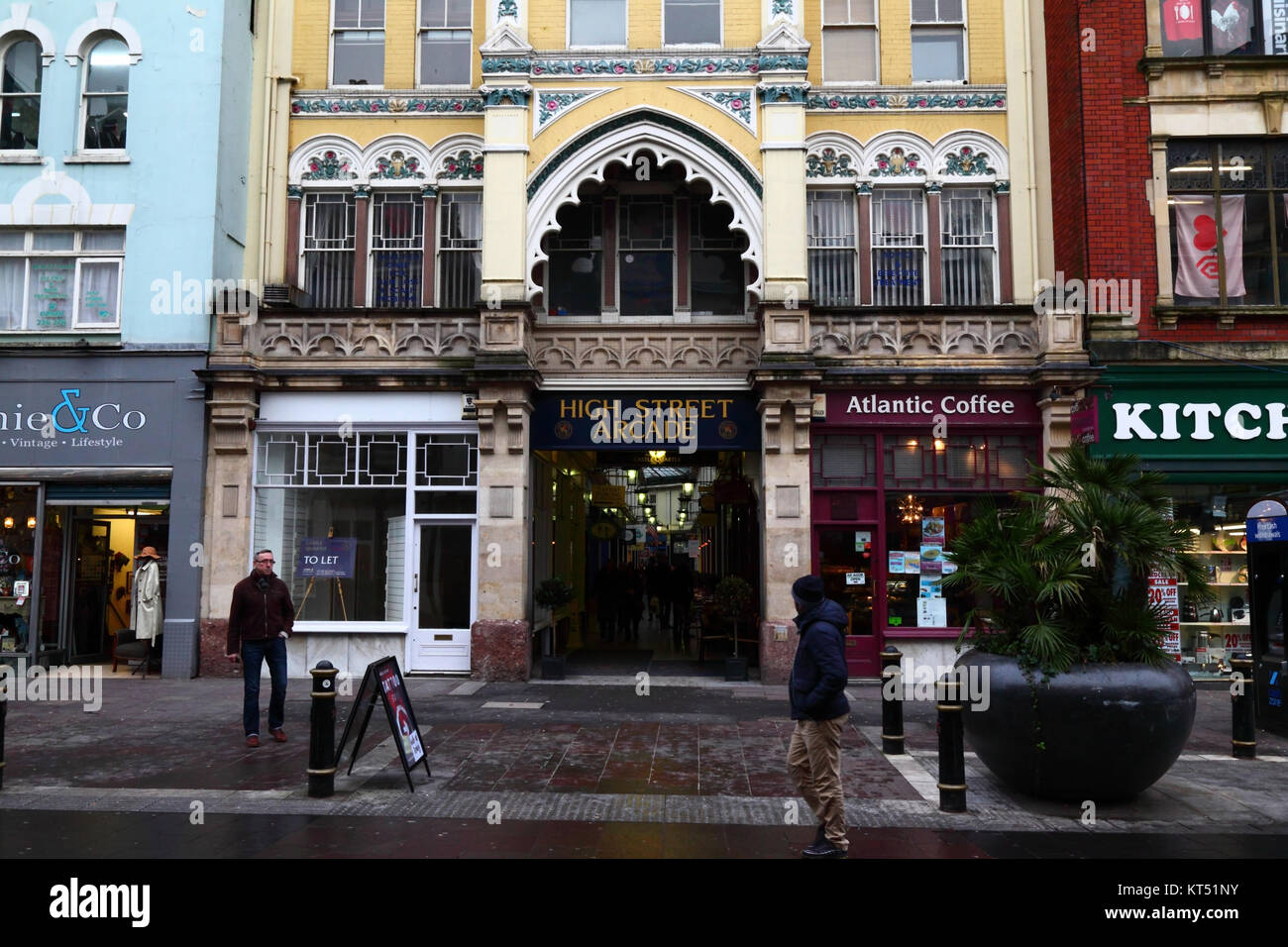 Ingresso High Street Arcade da St Mary Street, Cardiff, South Glamorgan, Wales, Regno Unito Foto Stock