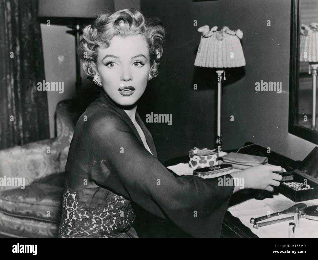 Monroe nel non preoccupatevi di Knock (1952) Foto Stock