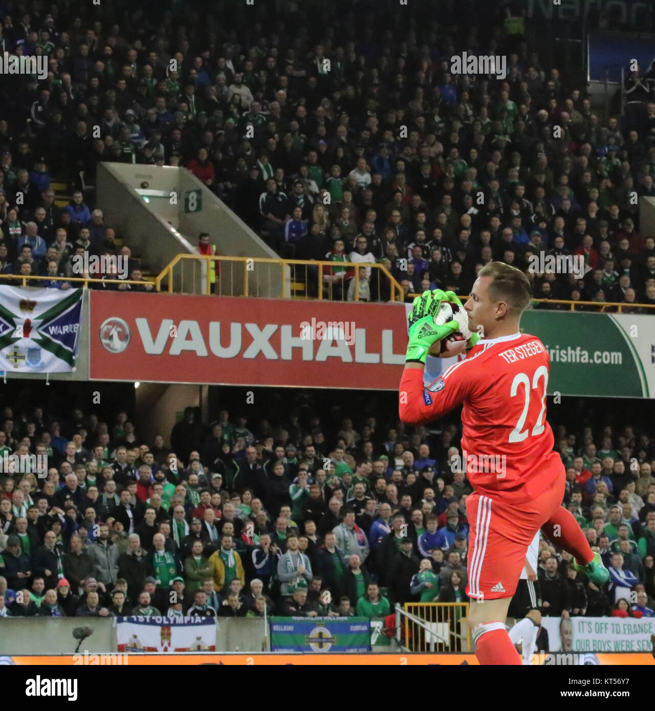 La Germania Marc-andré ter Stegen in azione contro l'Irlanda del Nord al Windsor Park di Belfast 05 ottobre 2017. Foto Stock