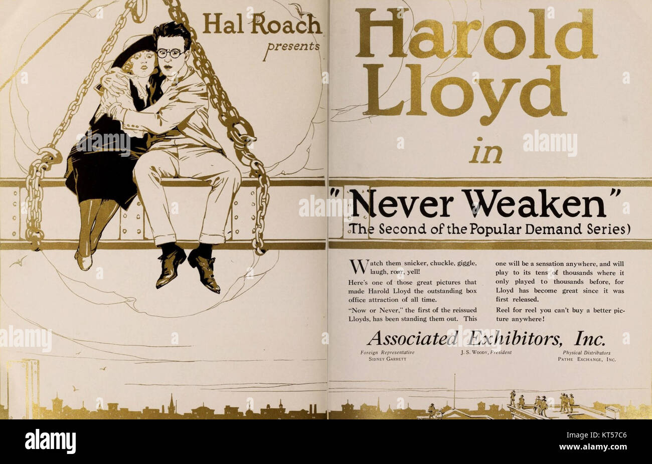 "Never Welien" è un film muto del 1925 con Harold Lloyd, che esegue acrobazie audaci in questa commedia. Questa riedizione del film mette in risalto i momenti iconici dell'epoca d'oro del cinema muto. Foto Stock