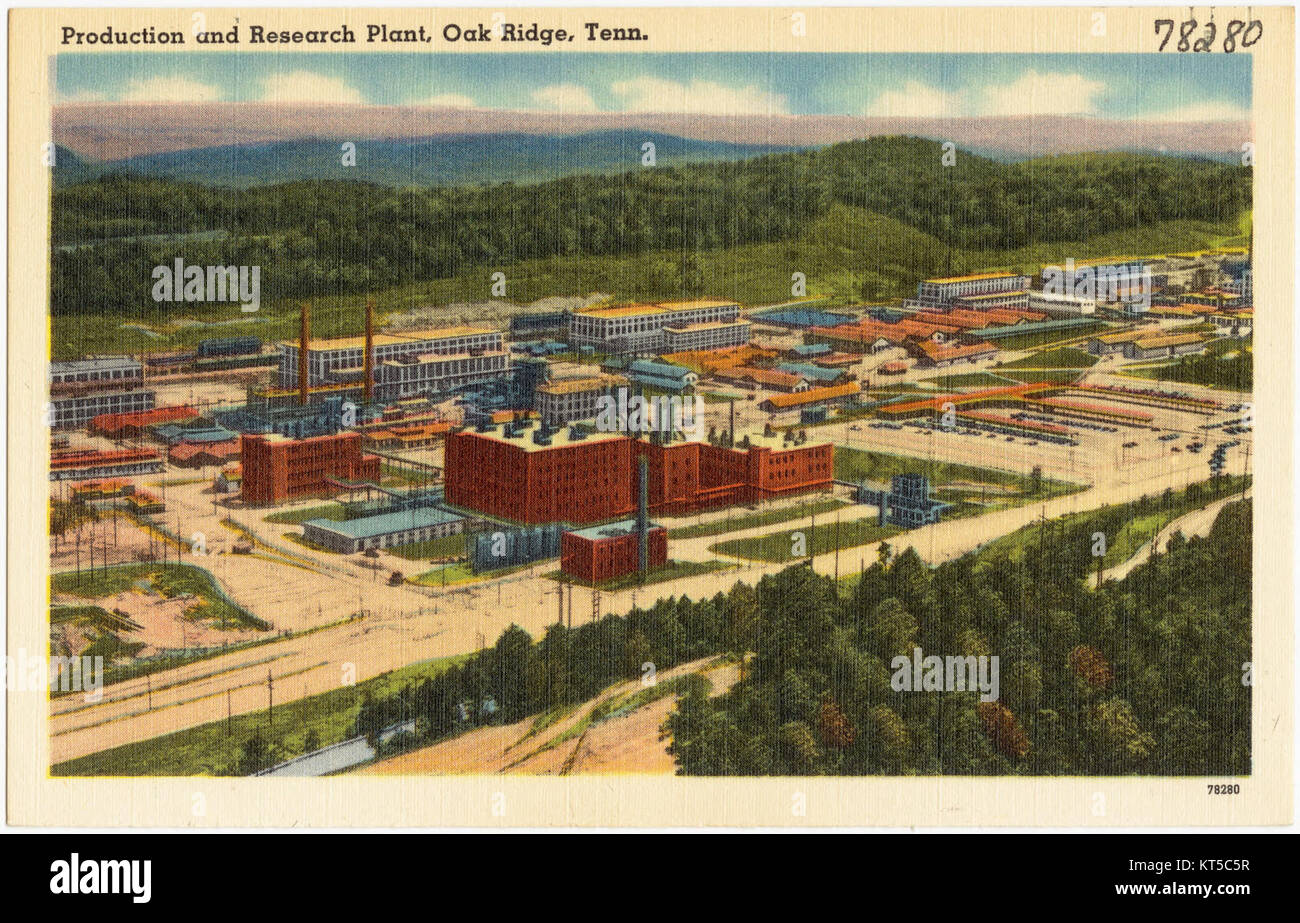 L'Oak Ridge Production and Research Plant, situato nel Tennessee, è rinomato per il suo ruolo significativo nello sviluppo della tecnologia nucleare e della ricerca durante la metà del XX secolo. Foto Stock