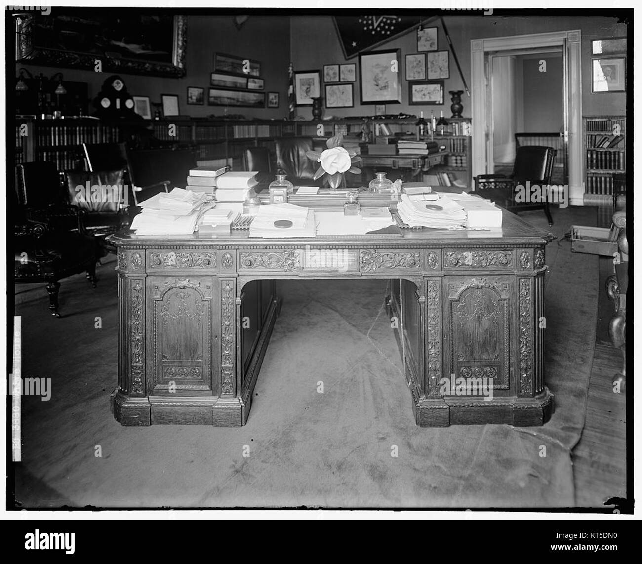 La risoluta scrivania in Taft studio Foto Stock