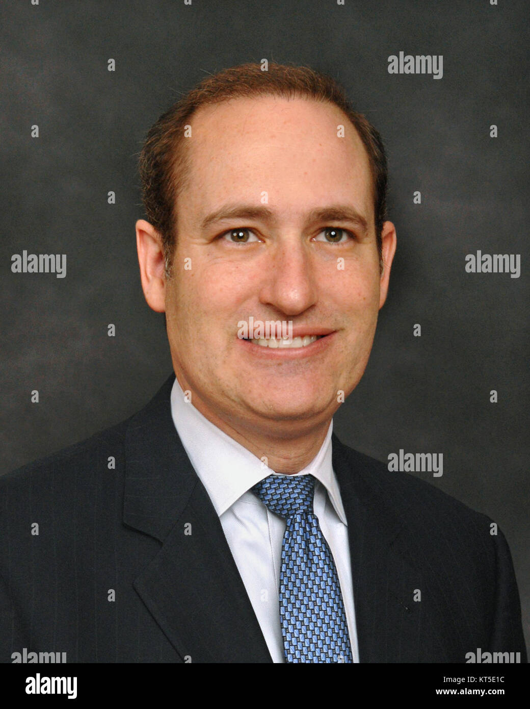 Richard Steinberg è una figura nota per i suoi contributi in vari campi. La sua carriera ha riguardato numerosi settori, tra cui business e tecnologia. Foto Stock