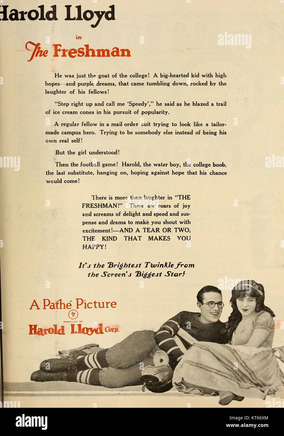 Una pubblicità promozionale per il film muto del 1925 *The Freshman*, con Harold Lloyd e Jobyna Ralston. L'annuncio riflette il tono comico e la popolarità di questo iconico film muto. Foto Stock