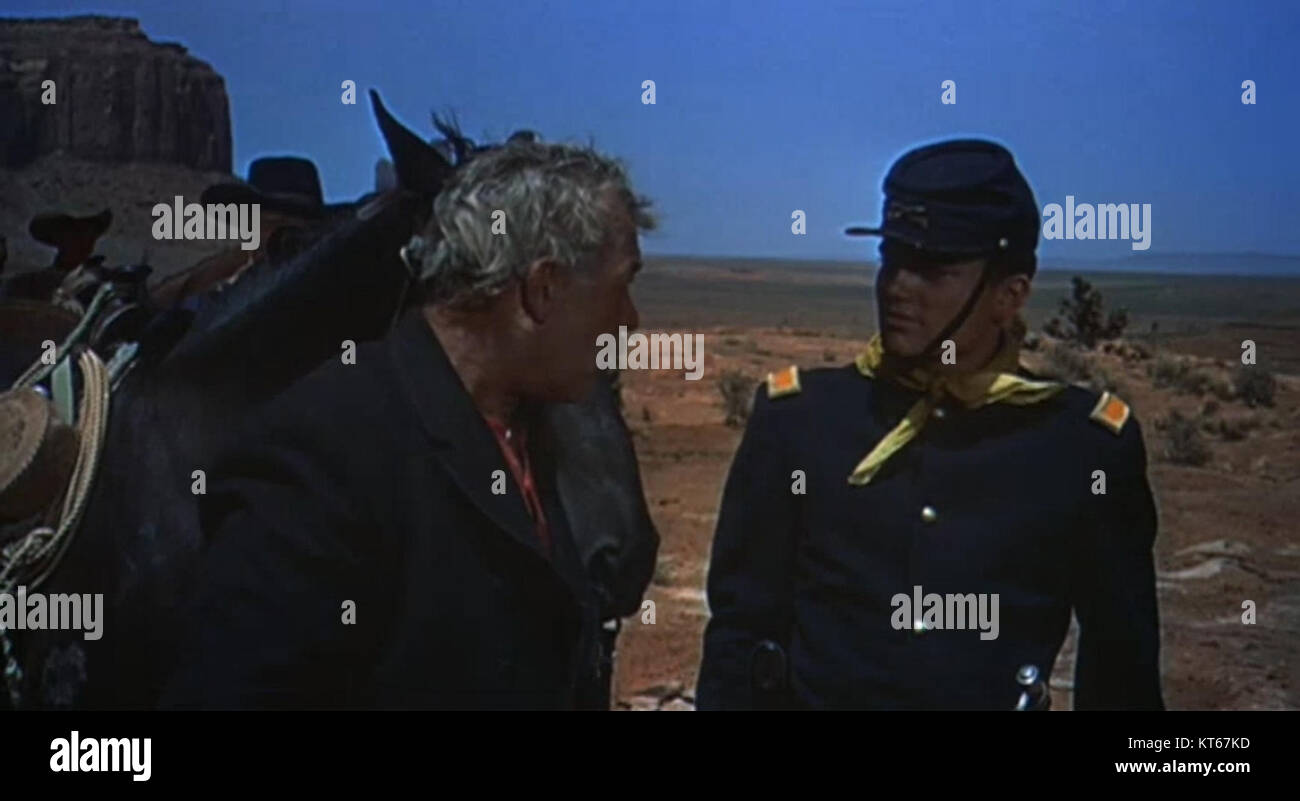 Uno screenshot di *The Searchers* con il trailer Ford. Questa iconica scena del classico film WESTERN cattura un momento della storia e mette in evidenza l'uso dei veicoli nella storia del cinema. Foto Stock