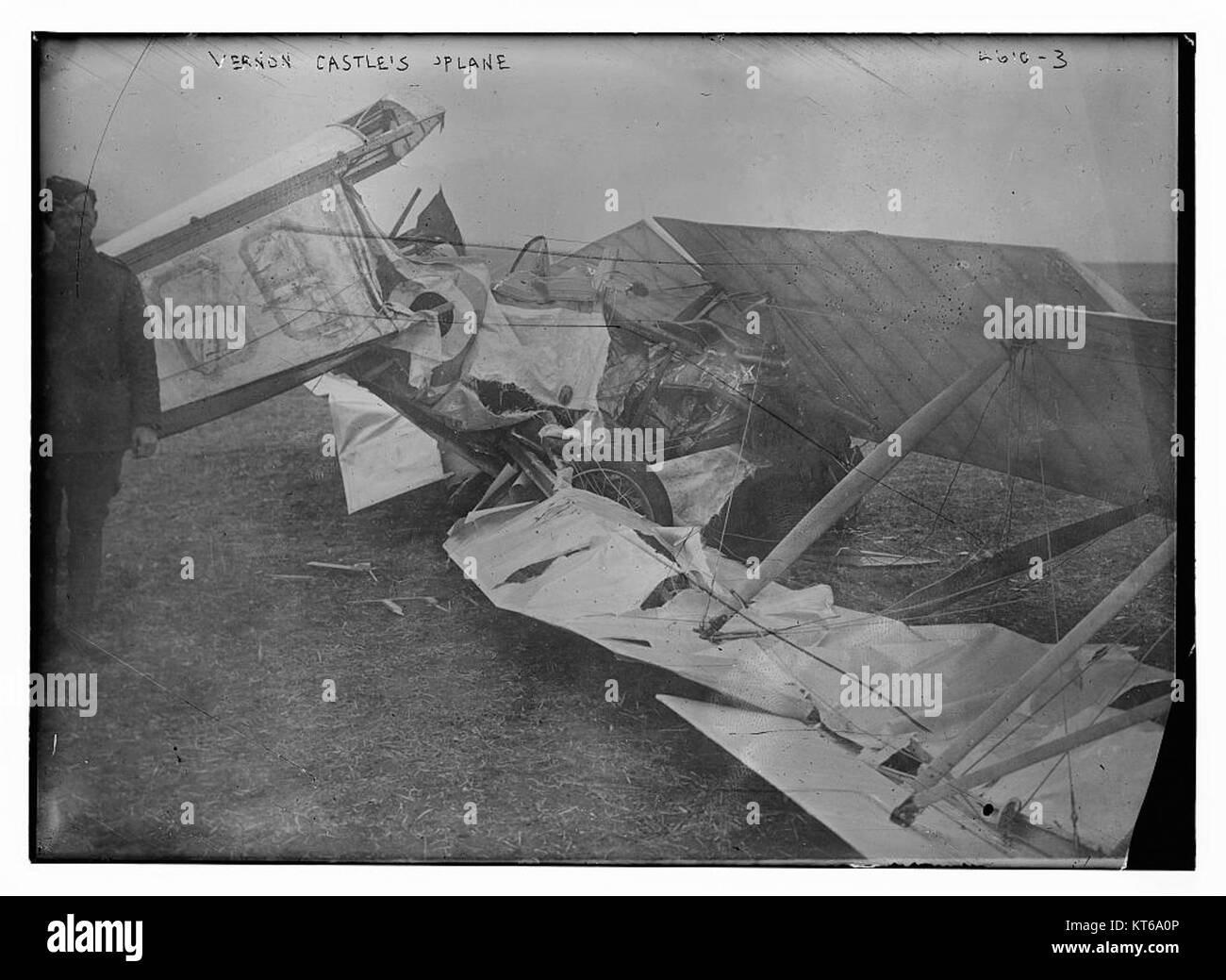 Questa immagine raffigura l'aereo del castello di Vernon, una figura iconica nella storia dell'aviazione. Vernon Castle era un famoso aviatore americano noto per i suoi contributi all'aviazione. Foto Stock