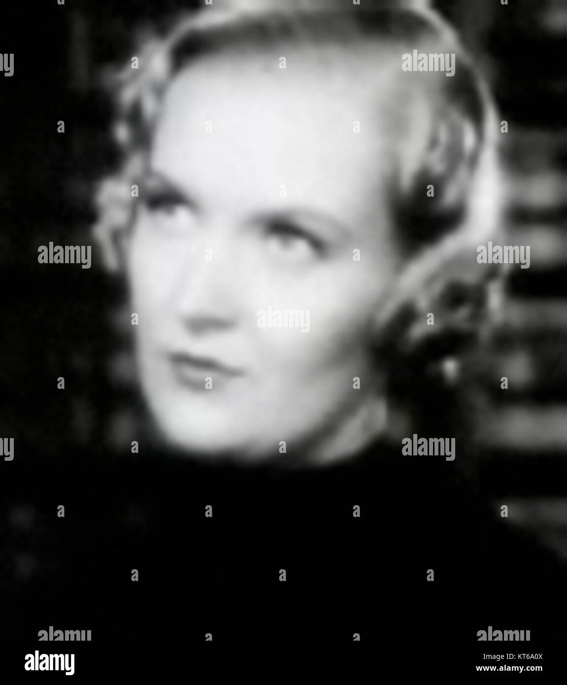 Veree Teasdale appare in un'immagine ritagliata dal trailer di *First Lady*, un film che esplora la vita e le sfide della First Lady, esaminando gli aspetti politici e personali del suo ruolo. Foto Stock