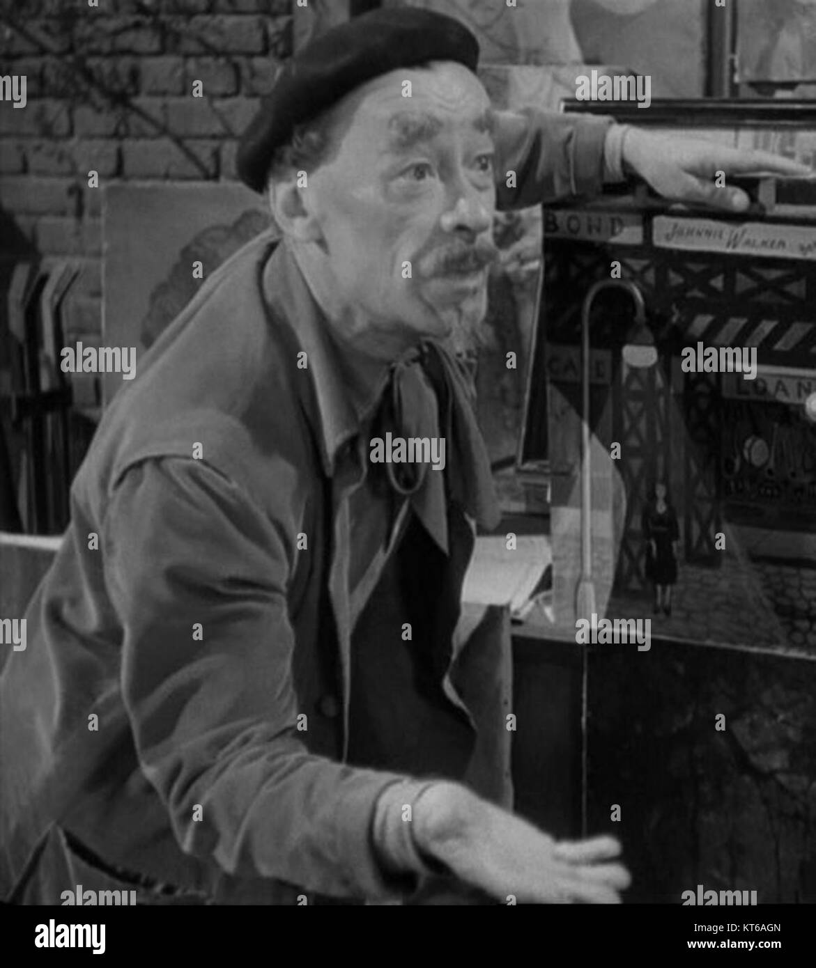 Vladimir Sokoloff era un attore russo, noto per il suo lavoro nel cinema americano. È apparso in diversi film, principalmente in ruoli secondari, contribuendo all'industria cinematografica durante la metà del XX secolo. Foto Stock