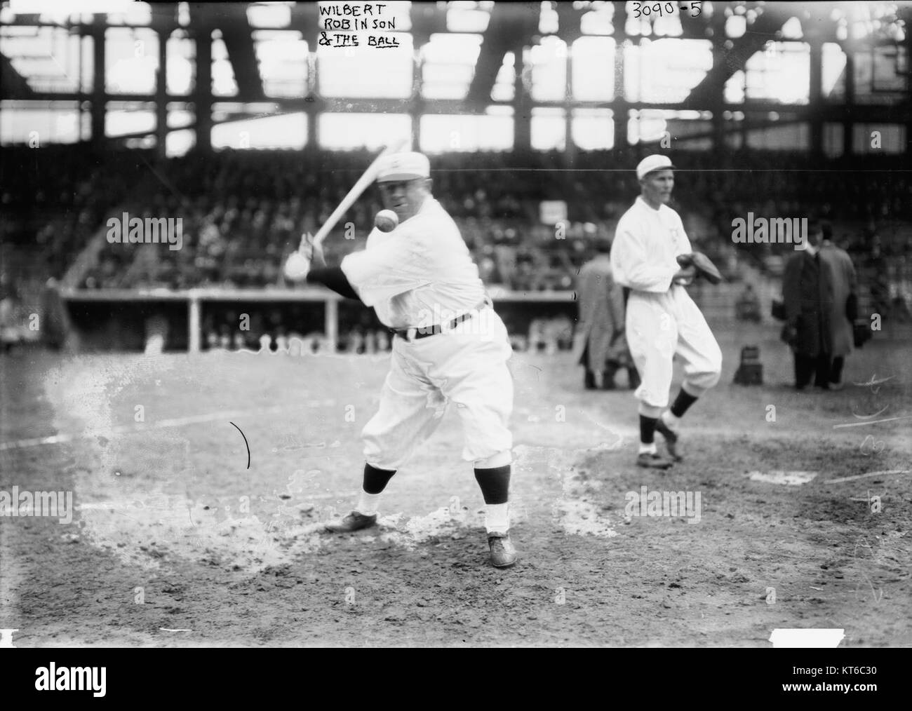 Wilbert Robinson era un importante allenatore di baseball americano, mentre Bill Fischer era un lanciatore della Major League. Entrambe le figure hanno contribuito in modo significativo alla storia del baseball nel XX secolo. Foto Stock