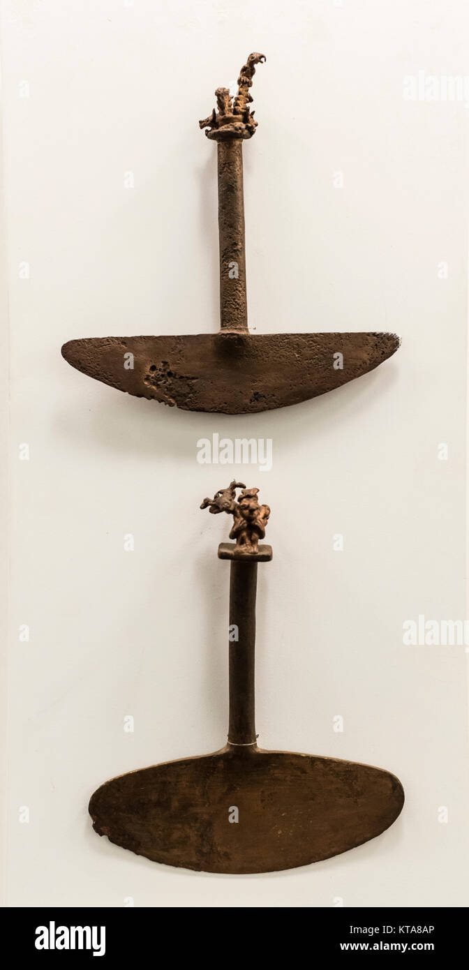 Coltelli cerimoniali, cultura Moche 100 AC-800 AC Perú Foto Stock