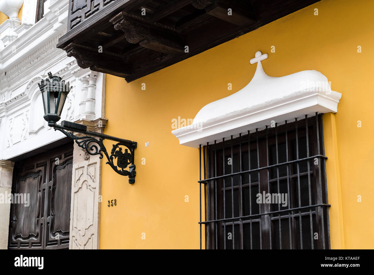 Architettura coloniale nella città di Lima,Goyeneche Palace e Ucayali street, Perú. Foto Stock
