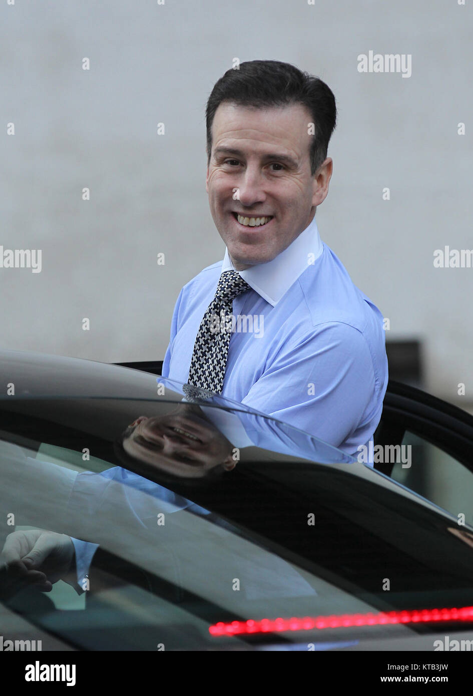 Londra, Regno Unito. Il 15 dicembre, 2017. Anton du Beke sala da ballo ballerina visto fuori e circa a Londra Foto Stock