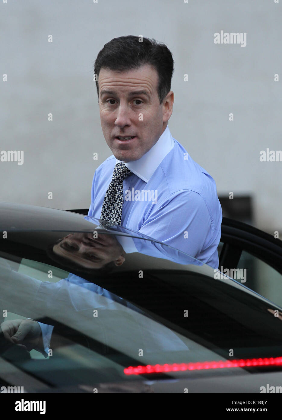 Londra, Regno Unito. Il 15 dicembre, 2017. Anton du Beke sala da ballo ballerina visto fuori e circa a Londra Foto Stock