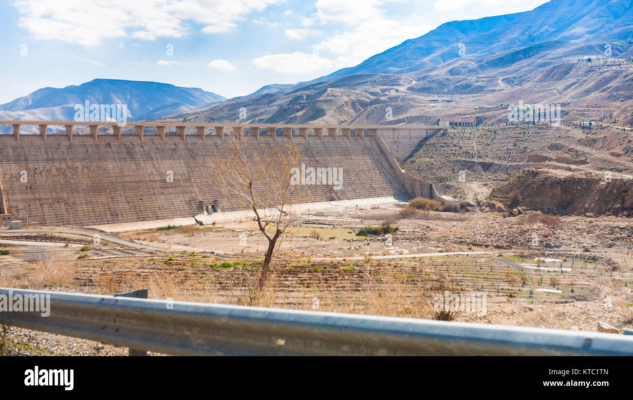 Al Mujib dam in alveo del Wadi Mujib river Foto Stock