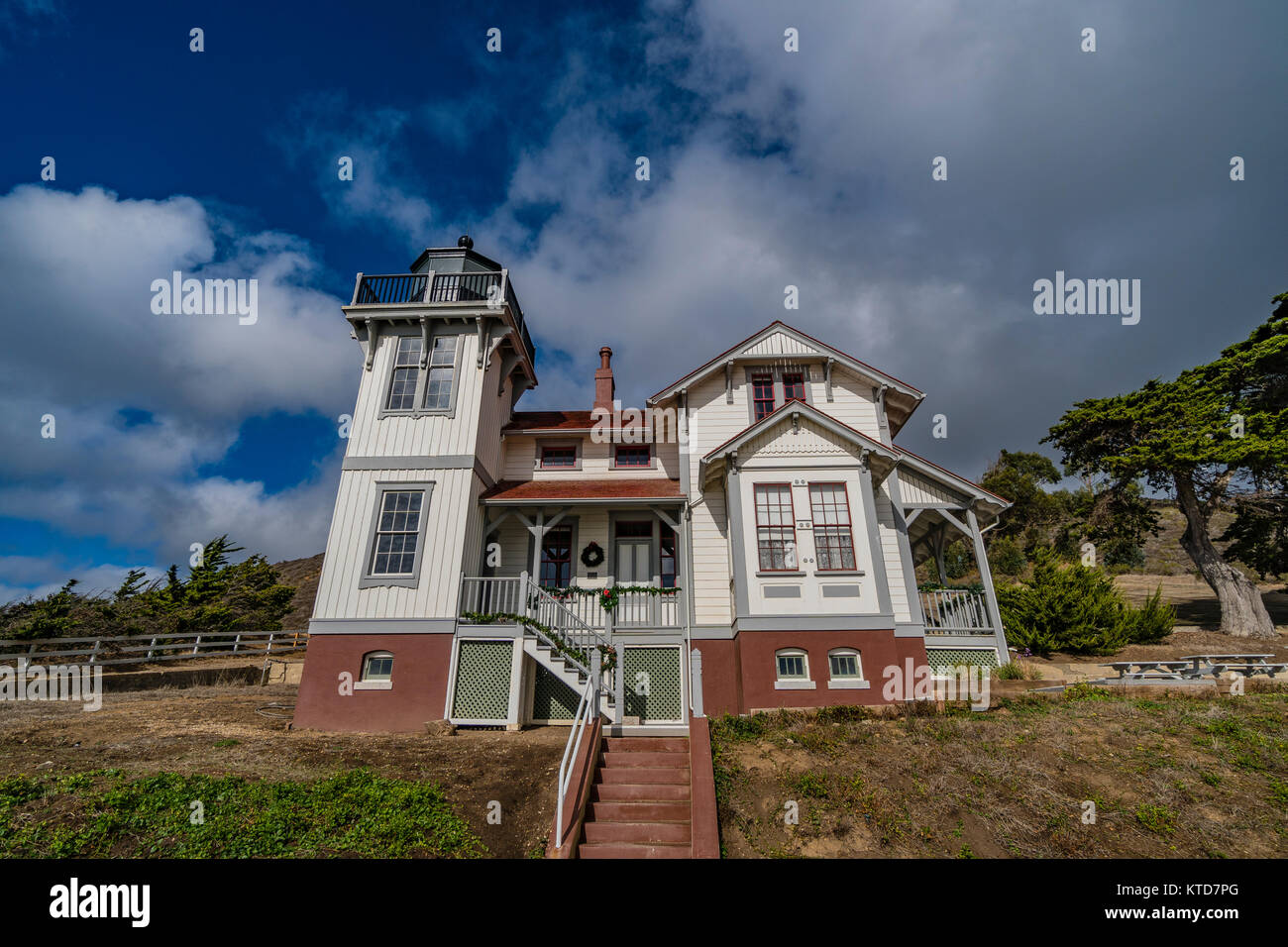 Il punto San Luis faro, noto anche come San Luis Obispo Stazione di luce, è l'unica superstite della prateria modello vittoriano faro che rimane Foto Stock