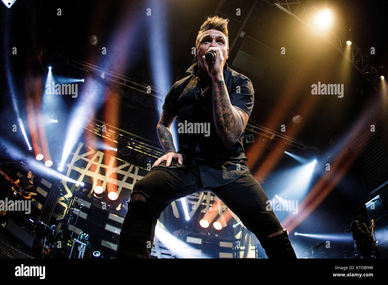 Danimarca Copenhagen - Ottobre 22, 2017. Il rock americano metal band Papa Roach esegue un concerto dal vivo a Amager Bio in Copenhagen. Qui il cantante Jacoby Shaddix è visto dal vivo sul palco. (Photo credit: Gonzales foto - Pietro Troest). Foto Stock