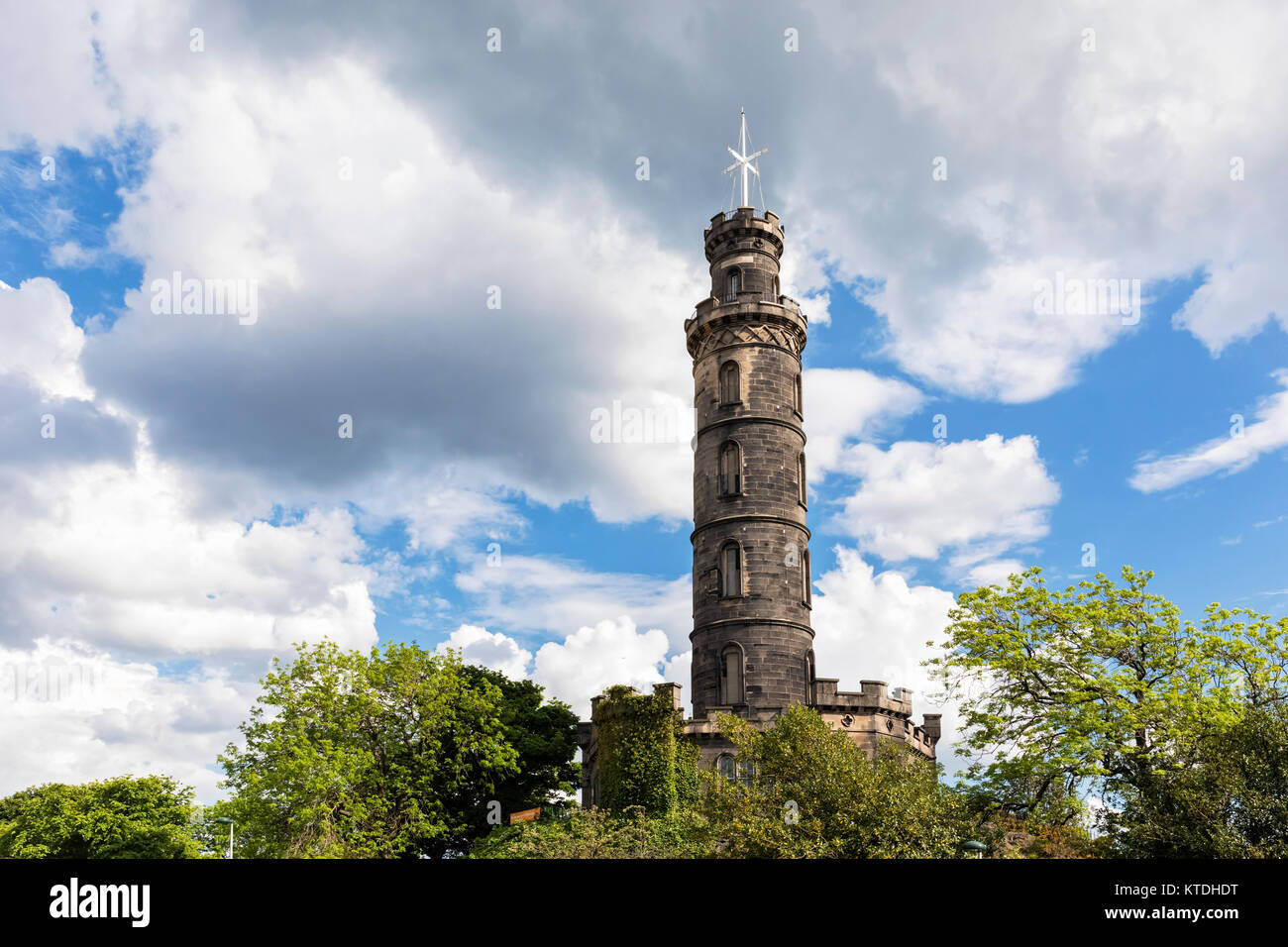 Gran Bretagna, Scozia, Edimburgo, Calton Hill, Monumento Nelson Foto Stock